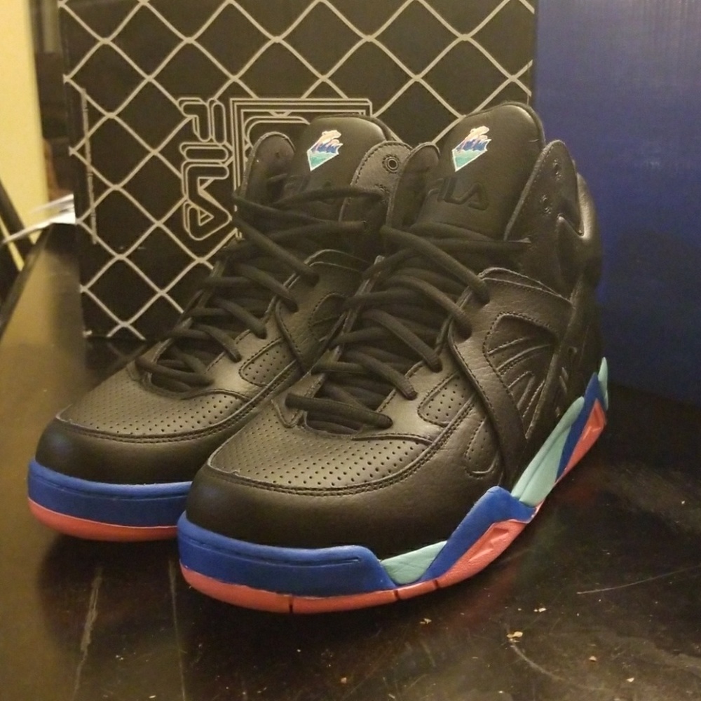 PINK DOLPHIN X FILA VINTAGE CAGE 🌊🌊🌊